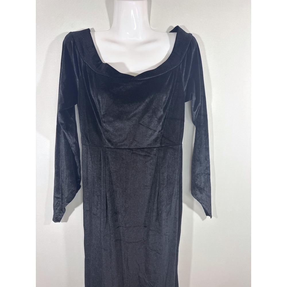 Morticia Black Velvet Off Shoulder Maxi Dress Women M Morticia Costume Goth NWOT - Picture 3 of 8